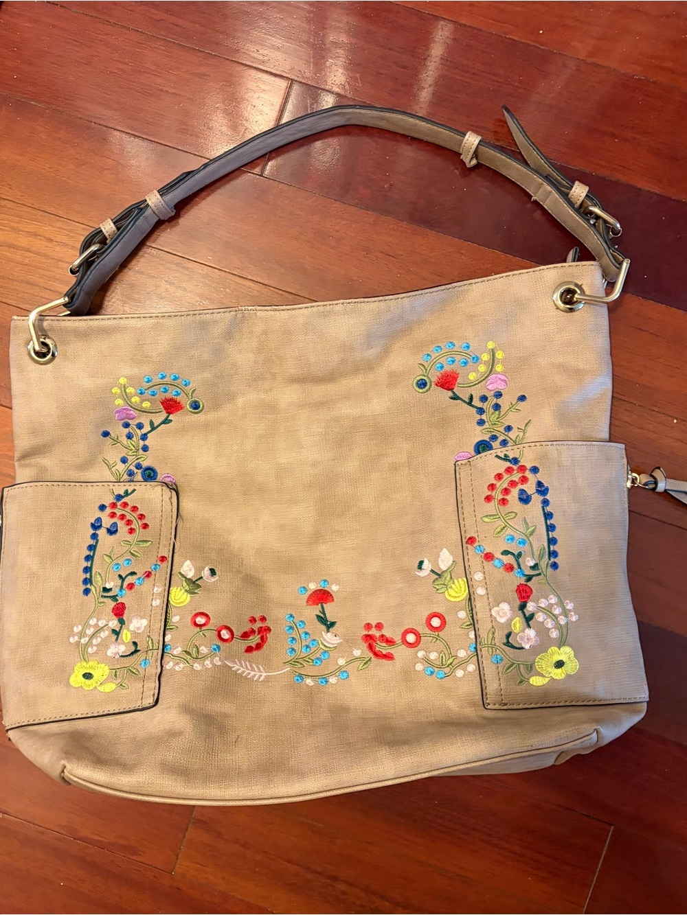 Faux Leather Slouchy Shoulder Bag. Colorful Embroidery.